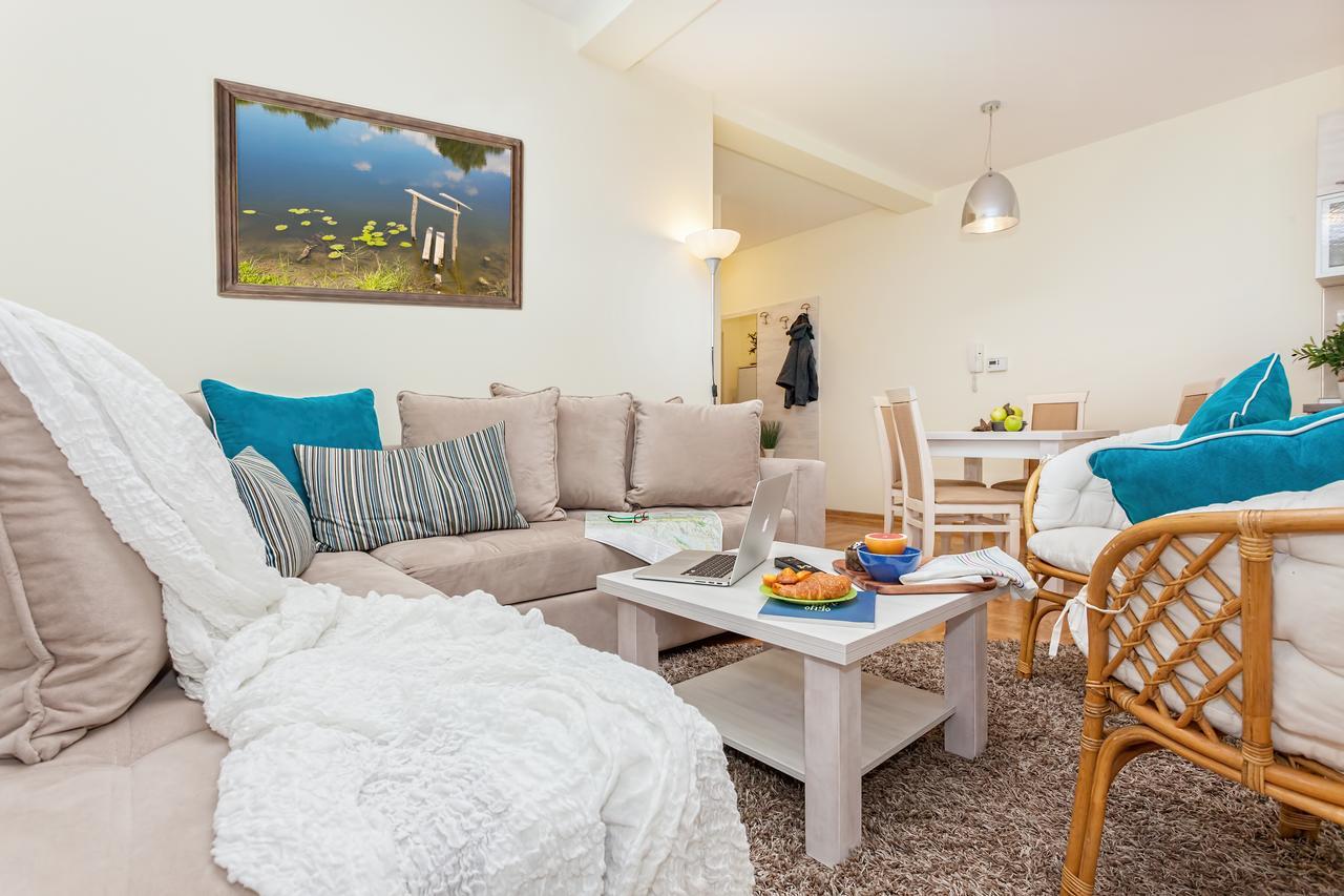 Goldpine Apartment *
