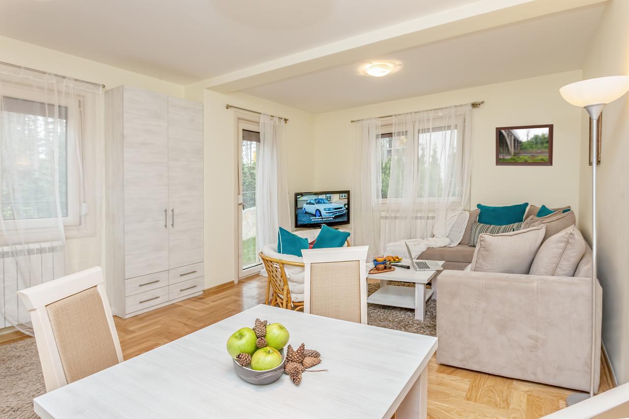 Goldpine Apartment