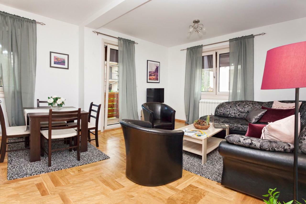 Goldpine Apartment